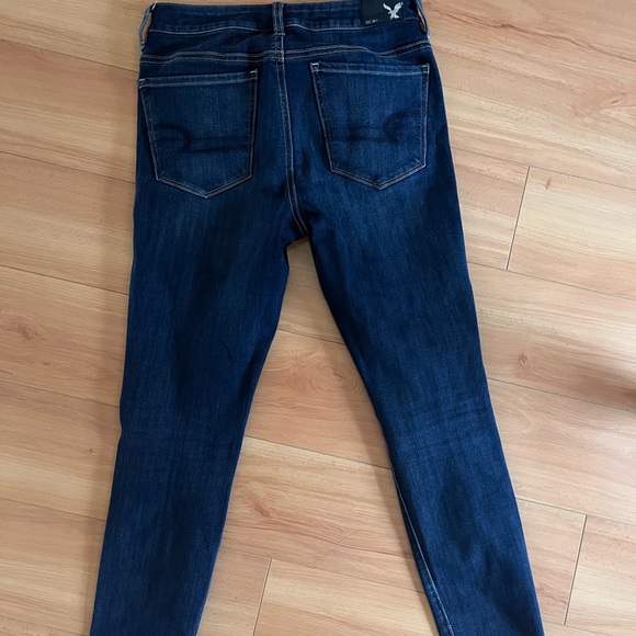 American Eagle High Rise Skinny Jean - Picture 2 of 4